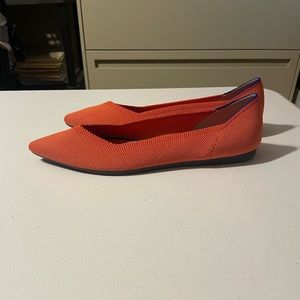 Rothy’s EUC Persimmon Points Size 12